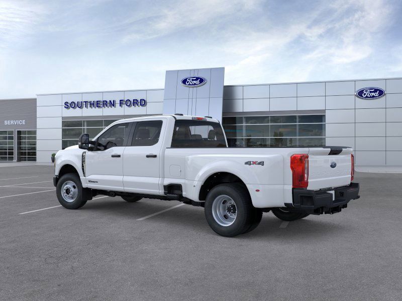 2026 Ford F-350 photo 4