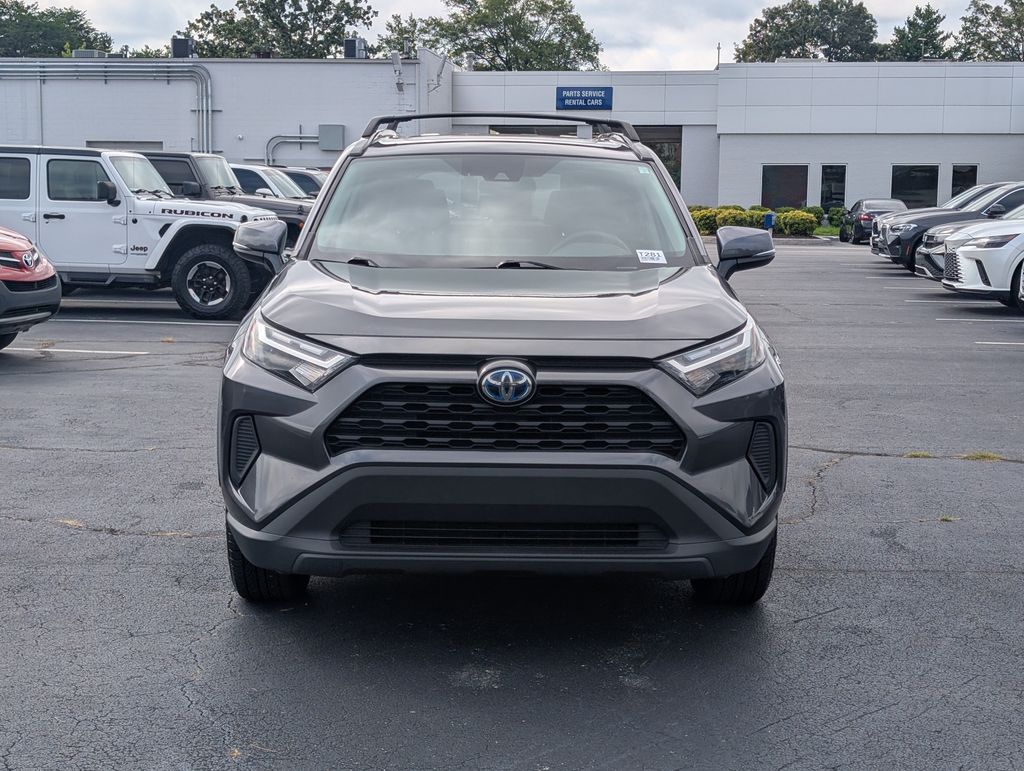 2023 Toyota RAV4 Hybrid XLE photo 5