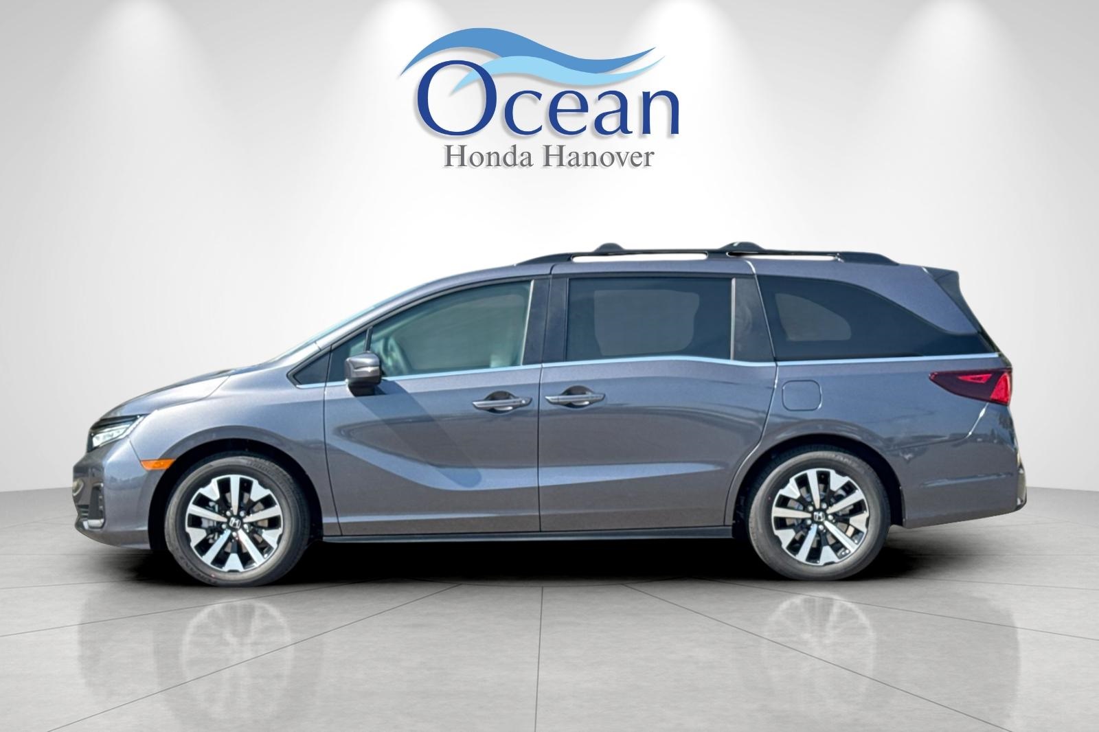 2026 Honda Odyssey EX-L photo 2