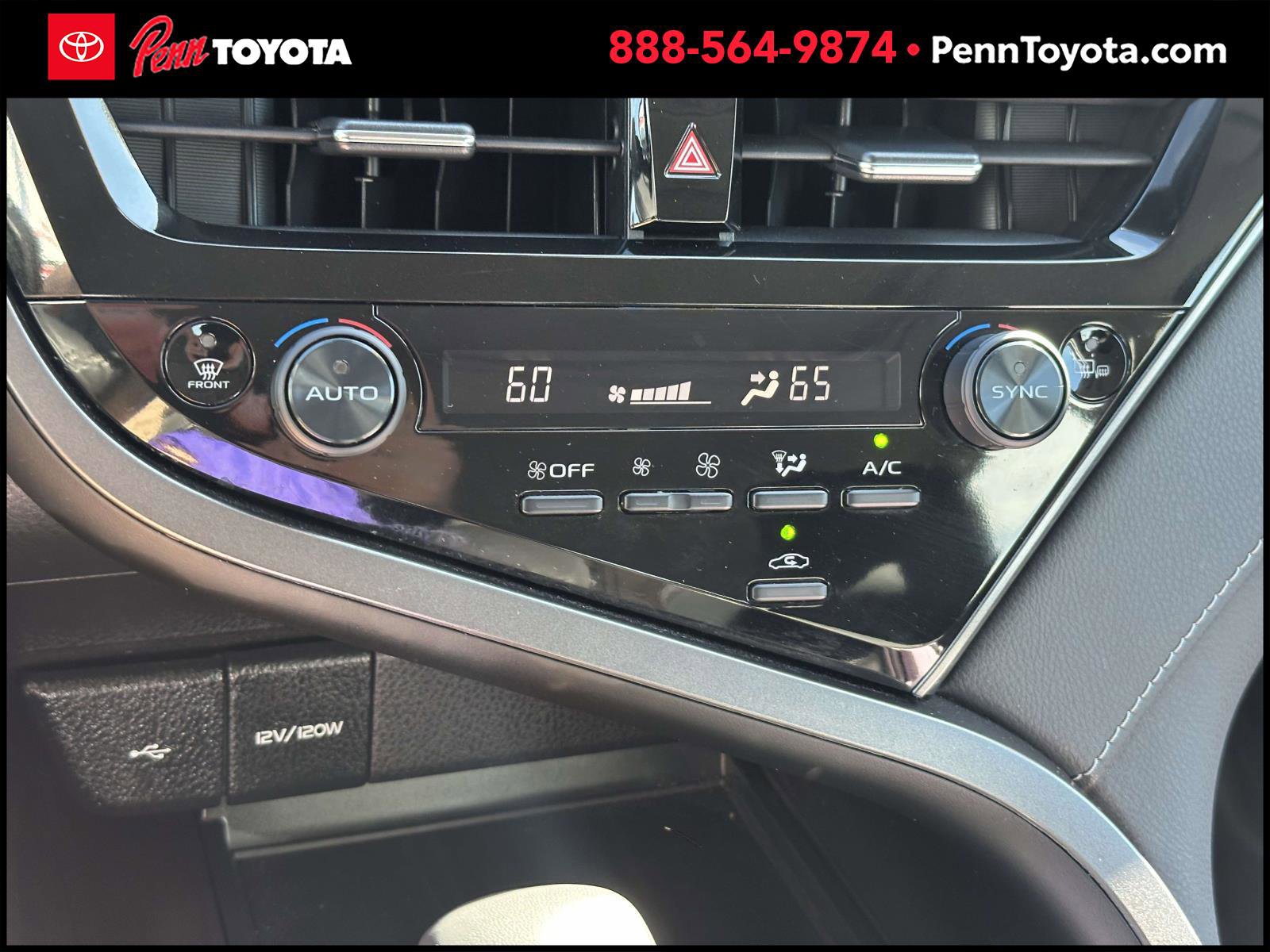 2023 Toyota Camry SE photo 26