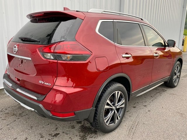 2020 Nissan Rogue SV photo 3