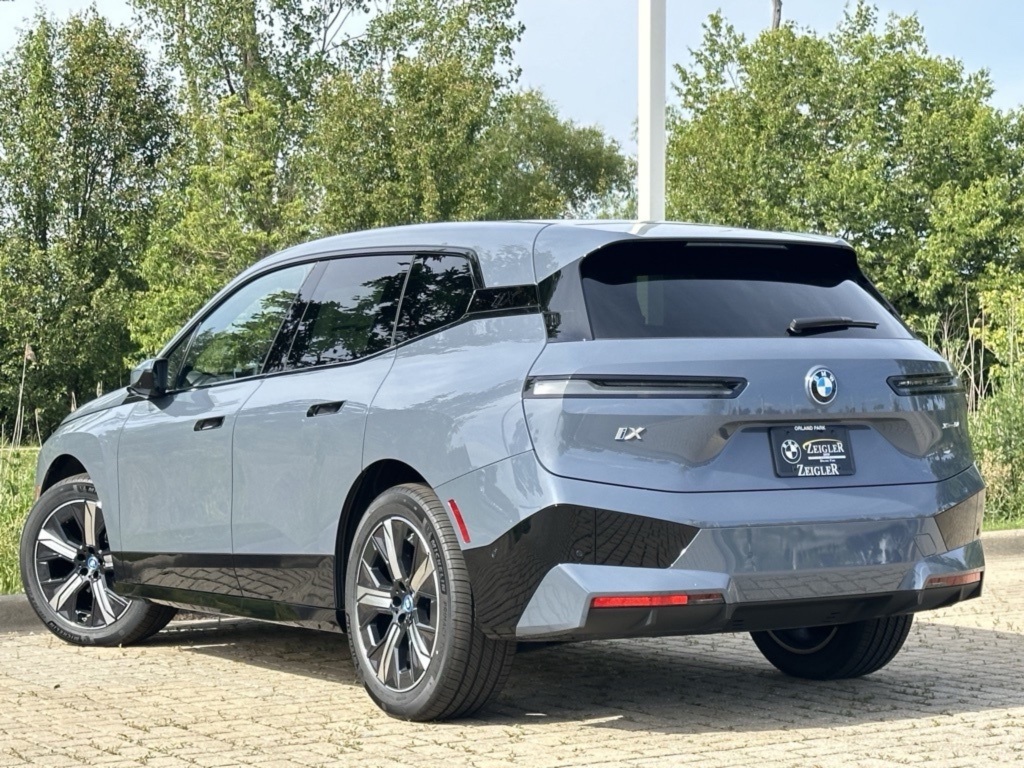 2025 Bmw iX photo 6