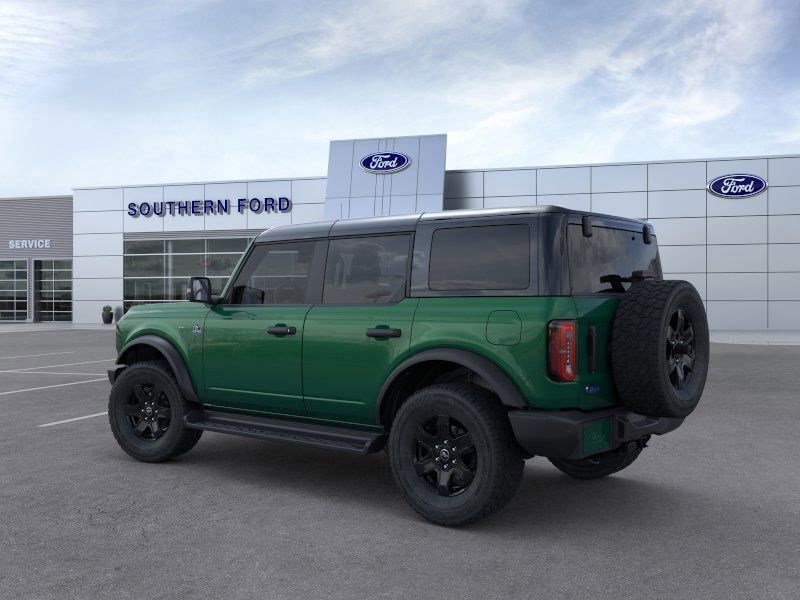 2025 Ford Bronco Outer Banks photo 3