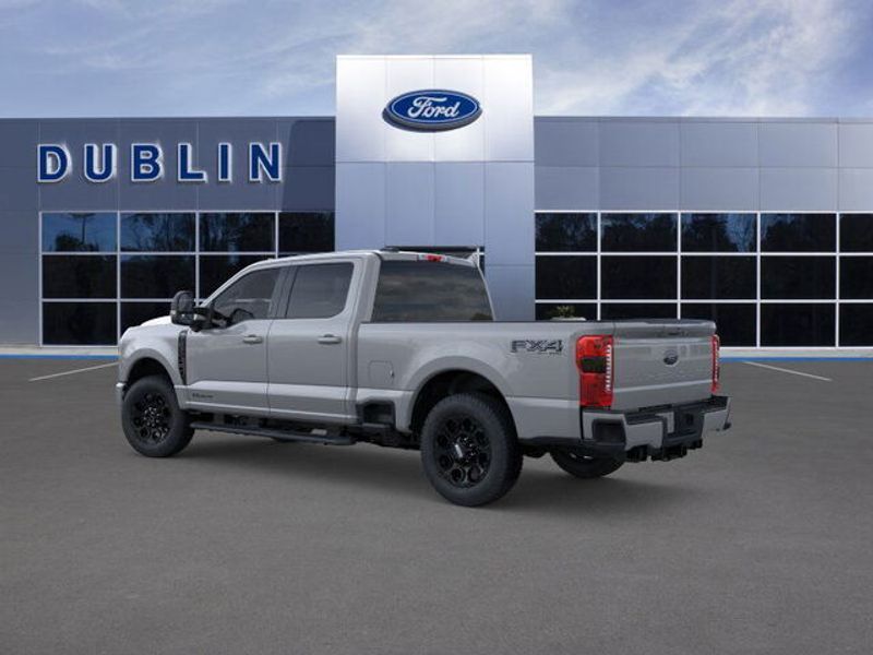 2025 Ford F-250 Lariat photo 4