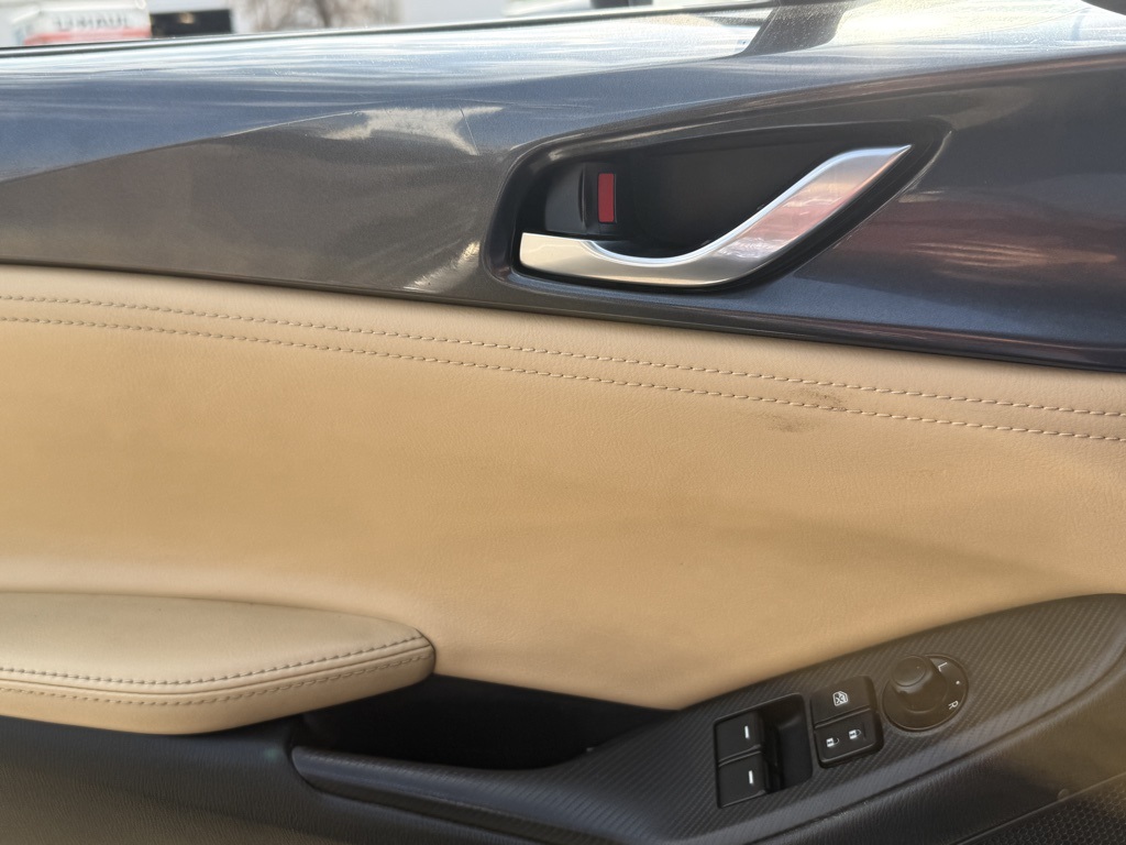 2016 Mazda MX-5 Miata Miata Grand Touring photo 18