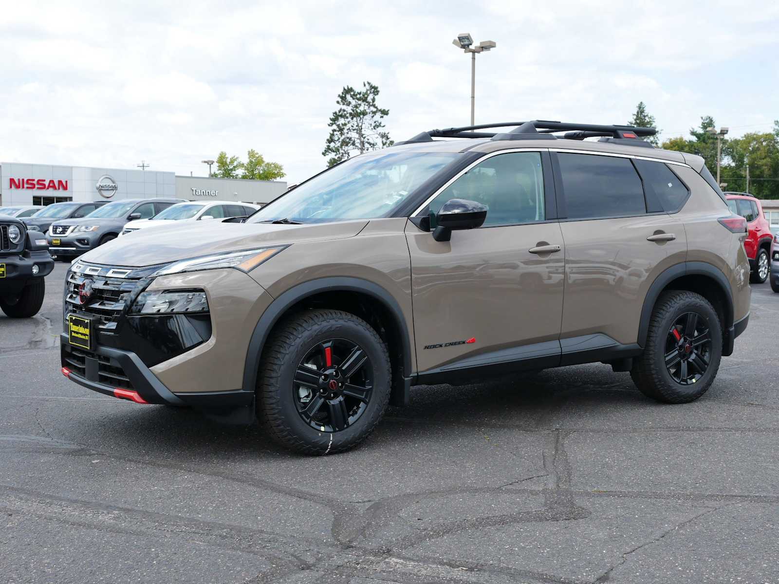 2026 Nissan Rogue SV photo 3