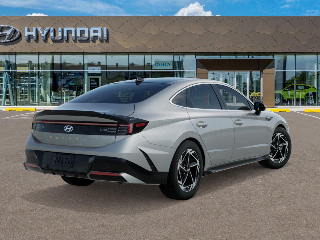 2025 Hyundai Sonata SEL Convenience photo 2