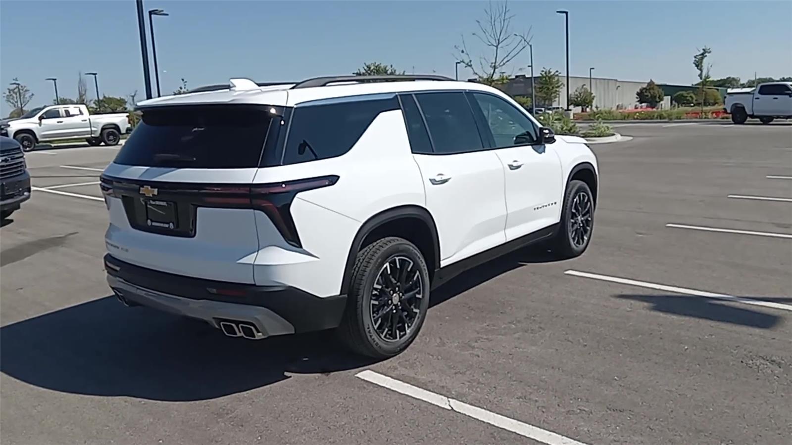2026 Chevrolet Traverse photo 7
