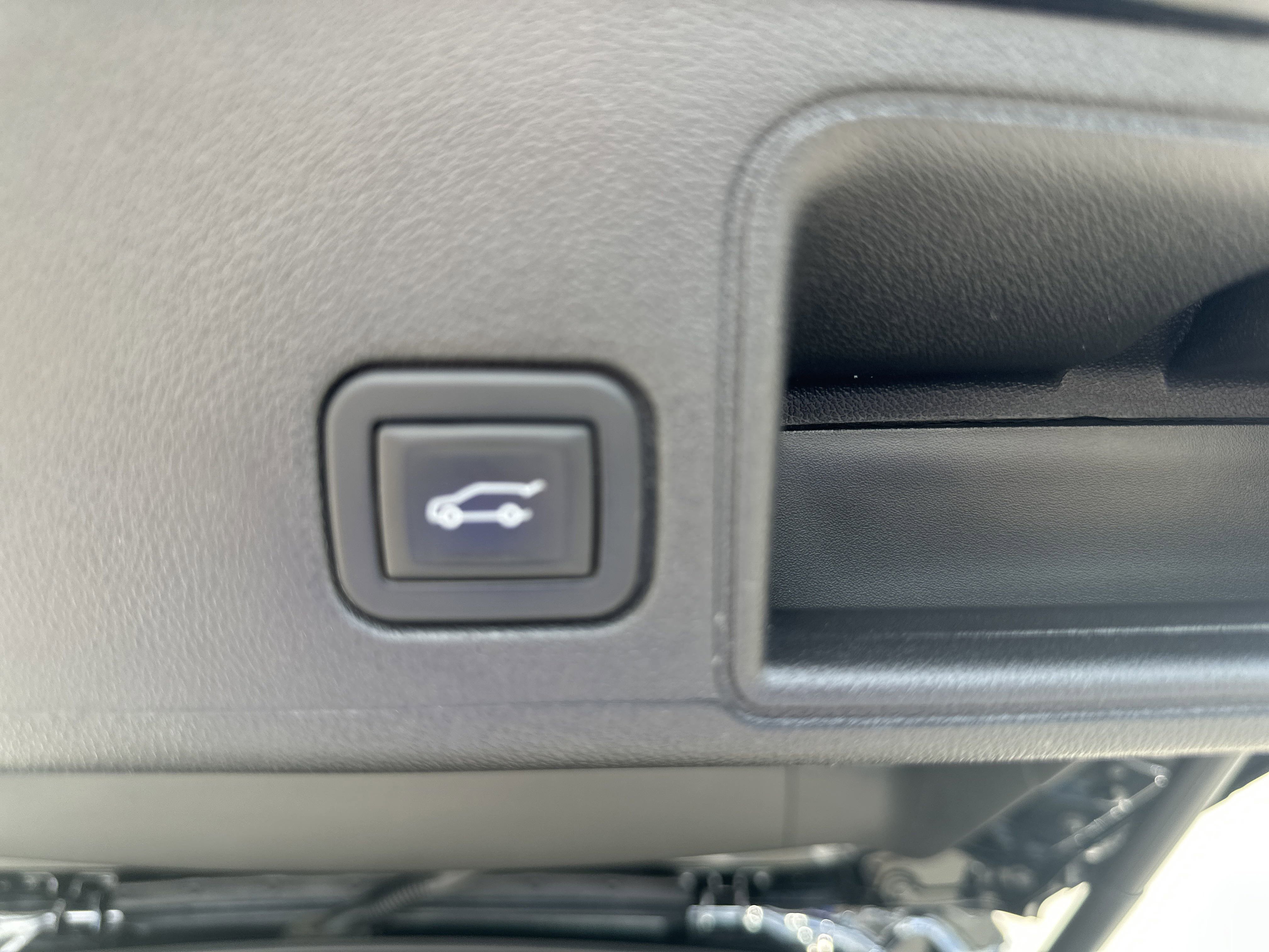 2023 Gmc Terrain SLT photo 5