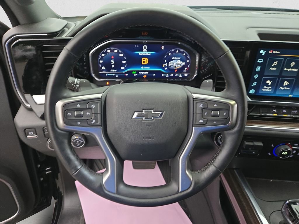 2025 Chevrolet Silverado 1500 RST photo 13