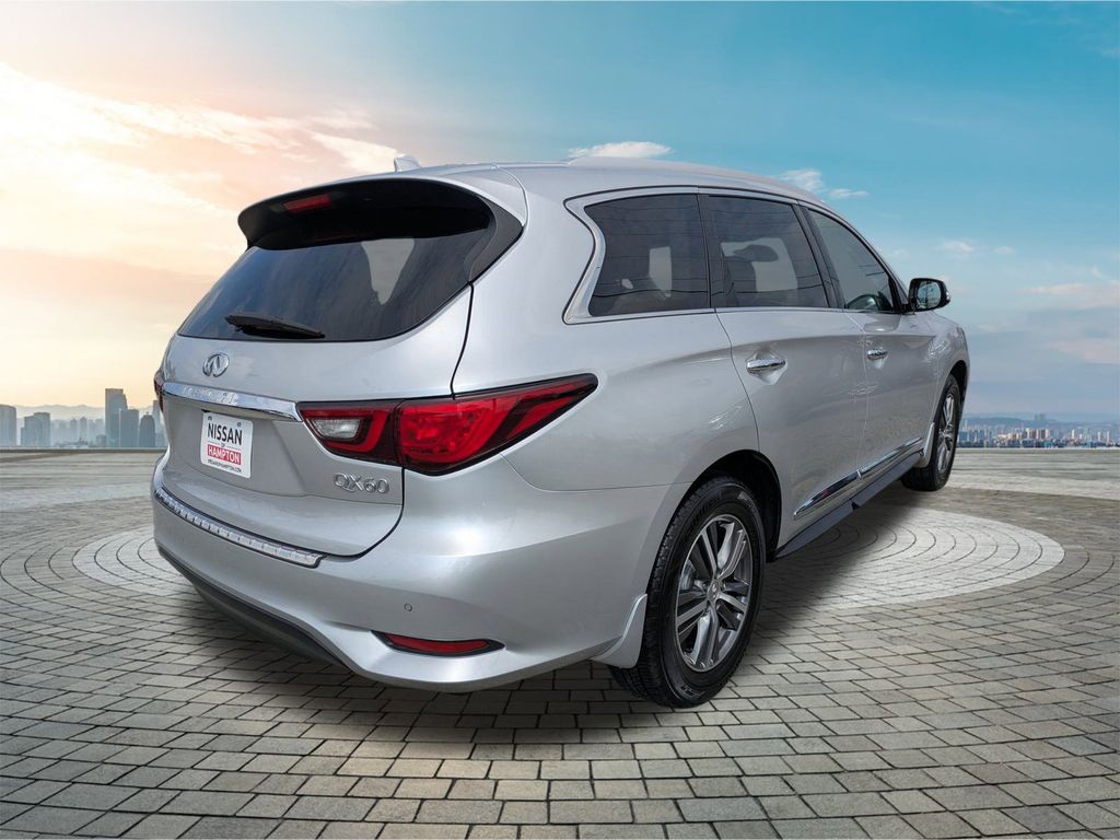 2020 Infiniti QX60 Luxe photo 2