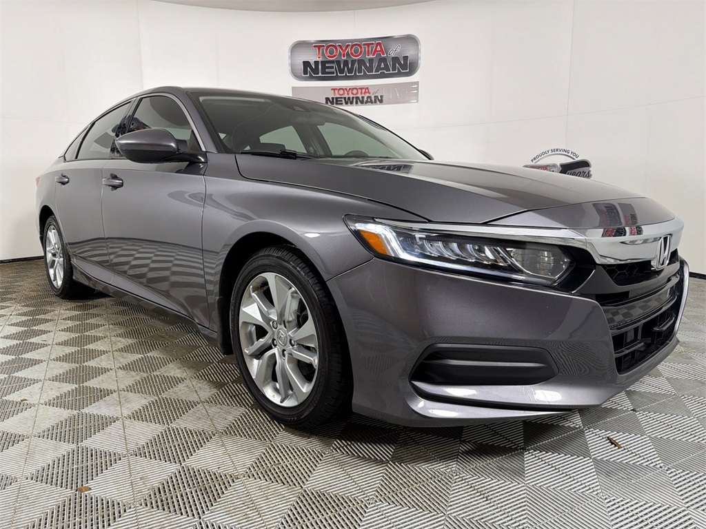 2019 Honda Accord LX's photo