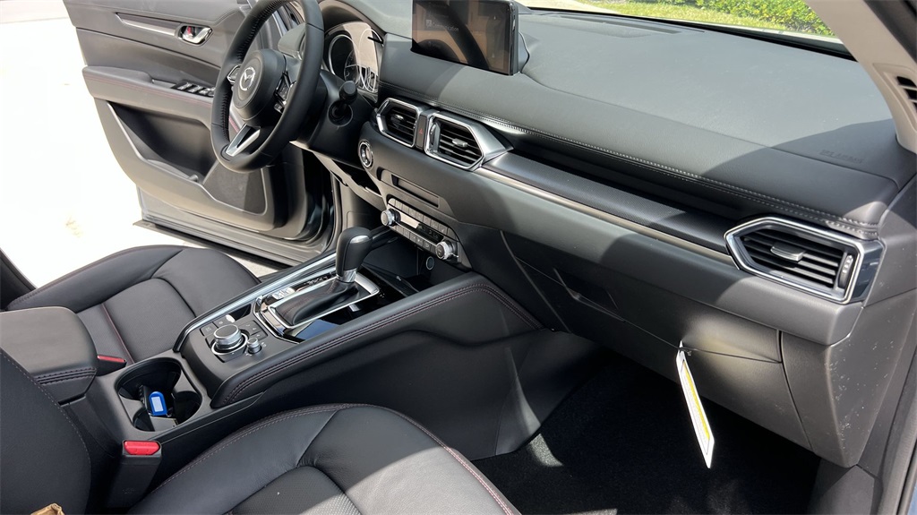 2025 Mazda CX-5 2.5 S Carbon photo 32