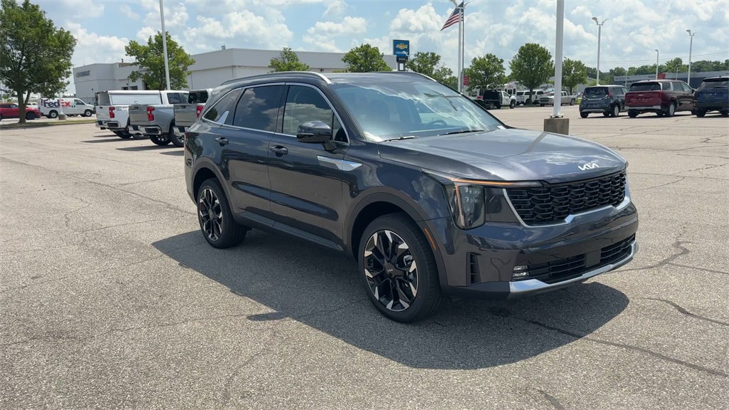 2025 Kia Sorento EX photo 2