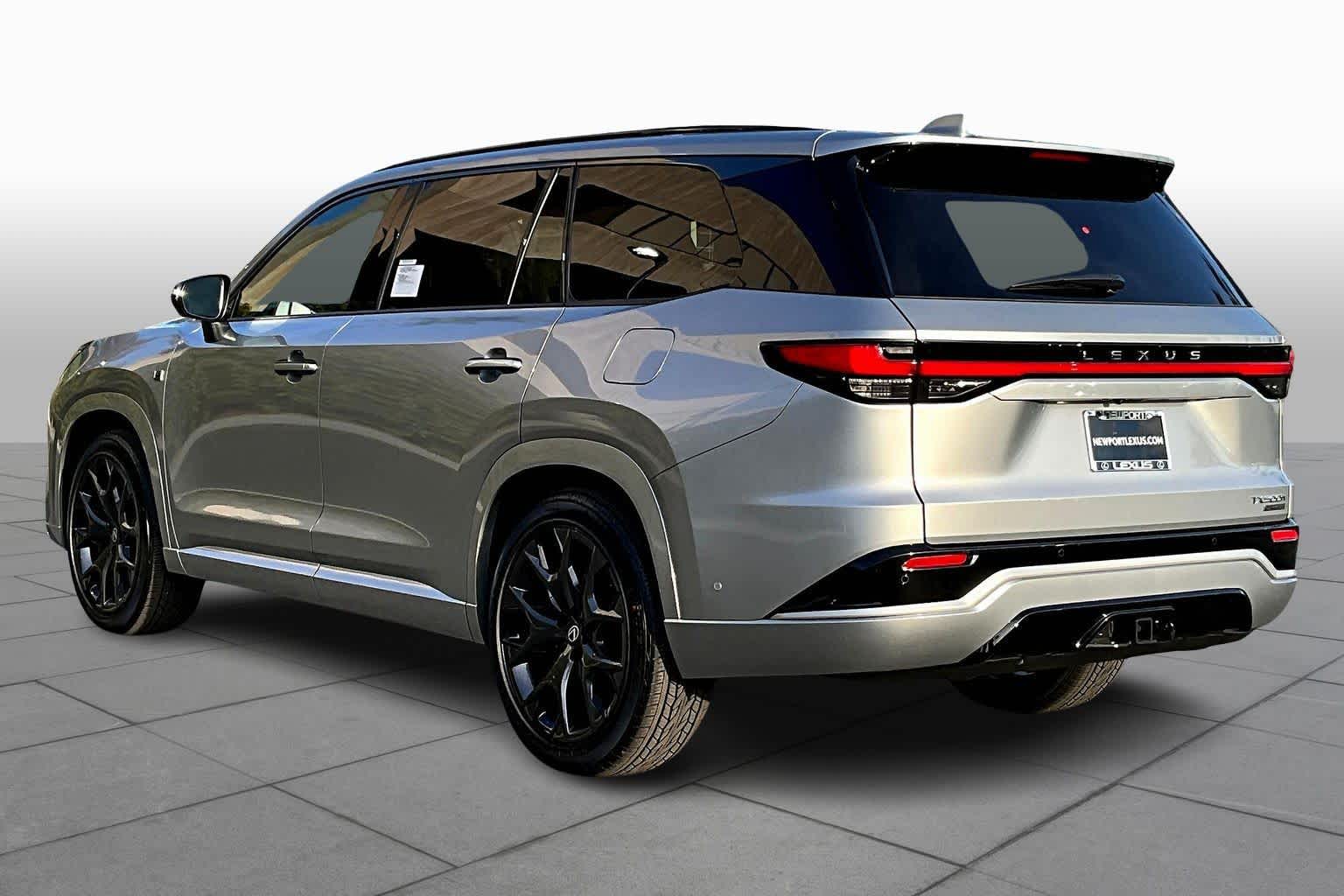 2026 Lexus TX 500h F SPORT Performance Premium photo 4