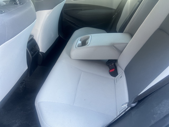 2022 Toyota Corolla Hybrid LE photo 9