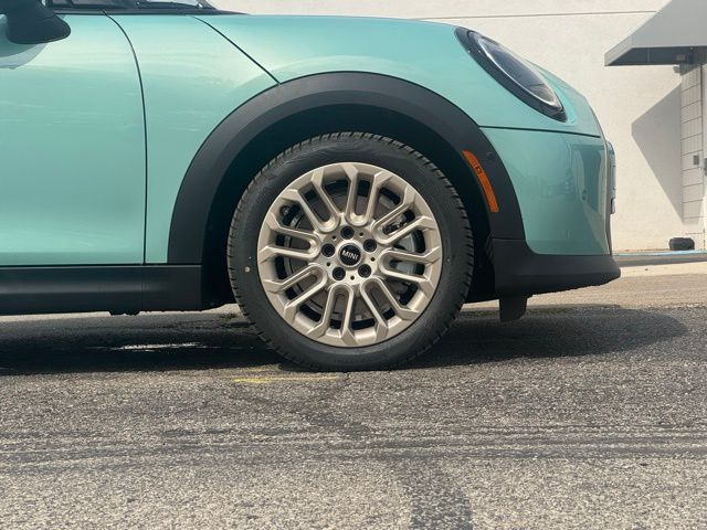 2026 Mini Cooper Convertible Iconic photo 3