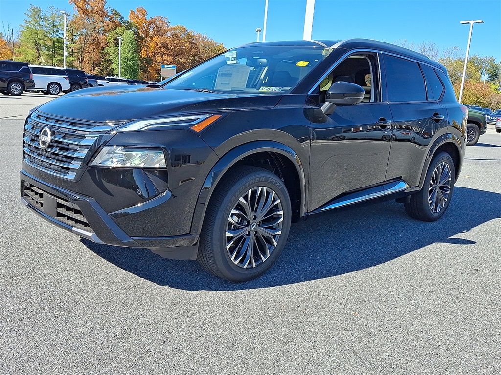 2026 Nissan Rogue Platinum photo 2