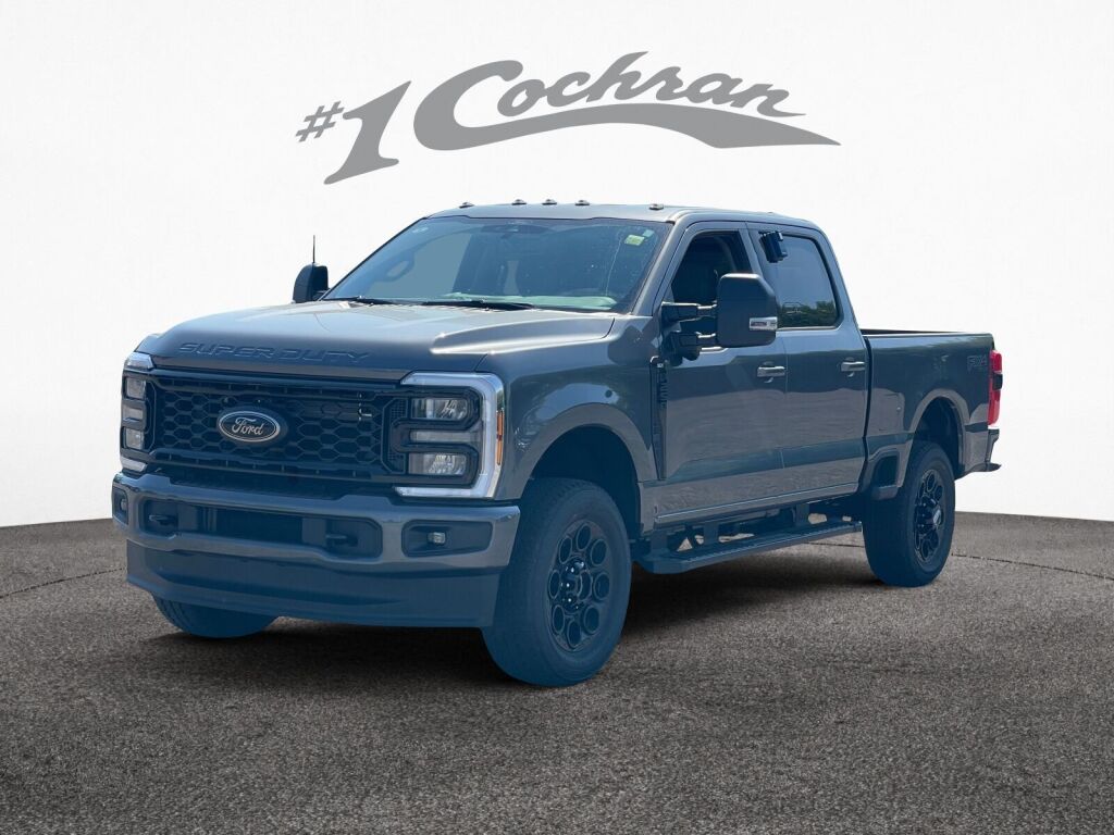 2026 Ford F-250 XLT photo 3