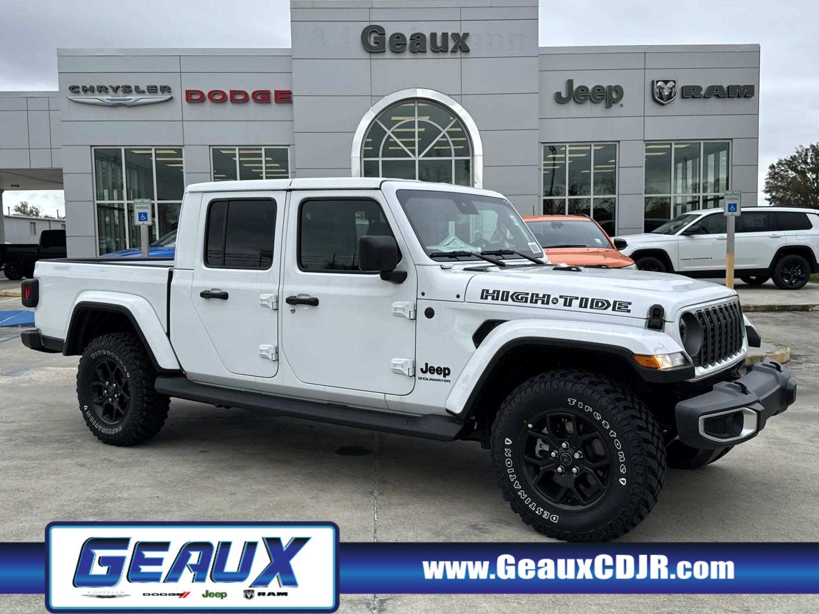 2025 Jeep Gladiator High Tide's photo