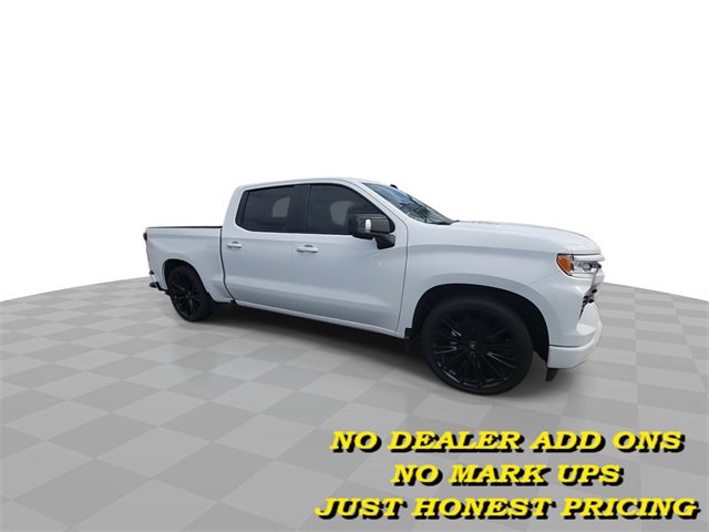 2024 Chevrolet Silverado 1500 RST photo 2