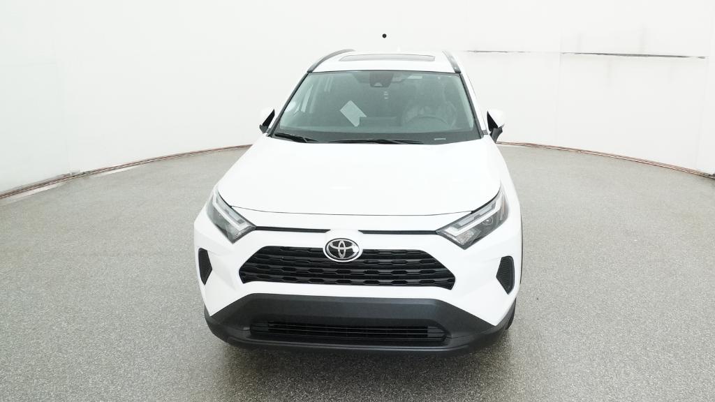 2025 Toyota RAV4 XLE photo 2