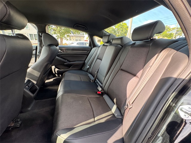 2022 Honda Accord Sport photo 17