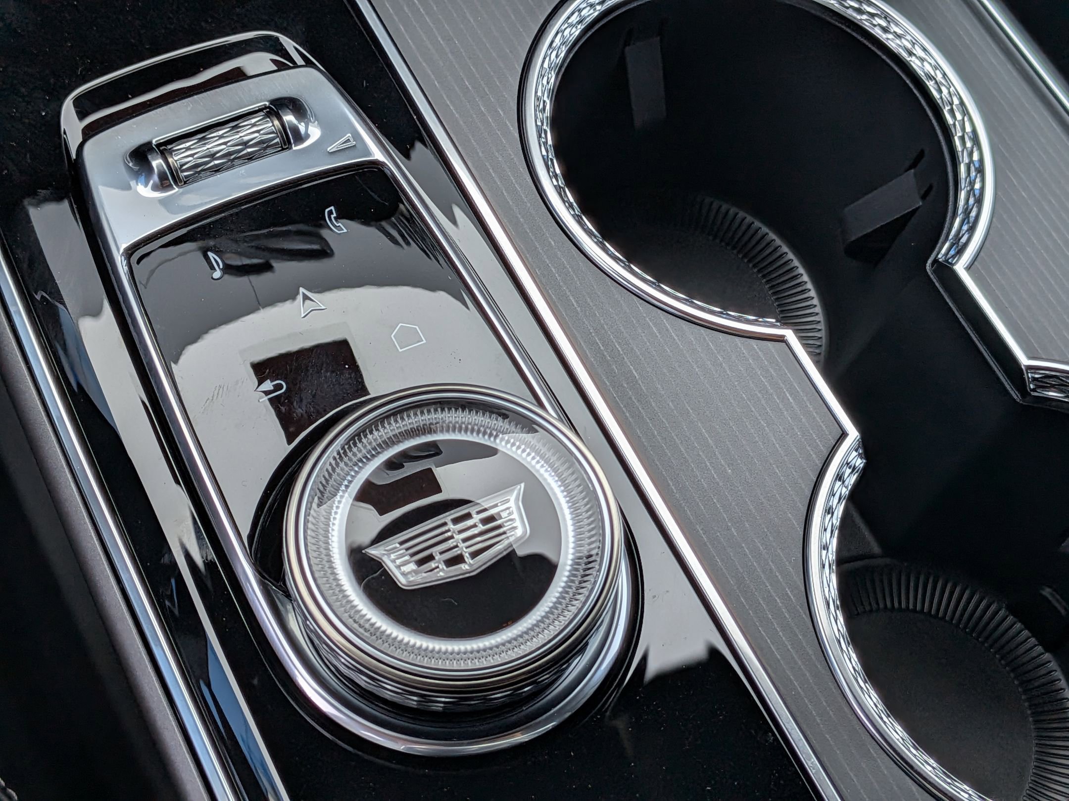 2026 Cadillac Lyriq photo 22