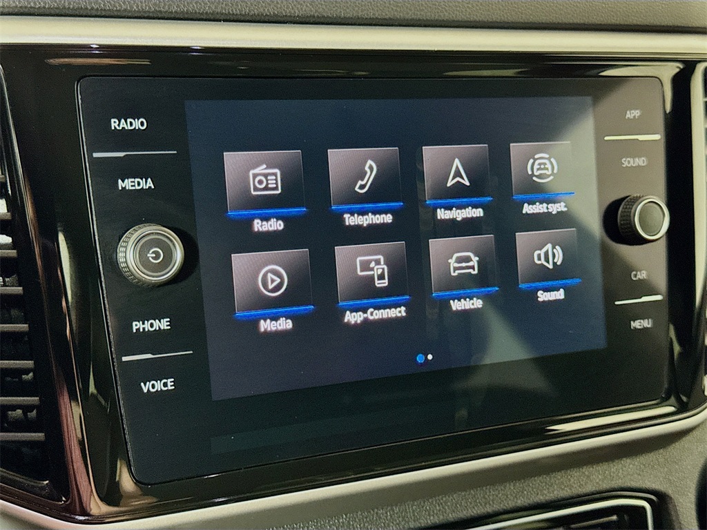 2023 Volkswagen Atlas Cross Sport V6 SE Technology photo 25
