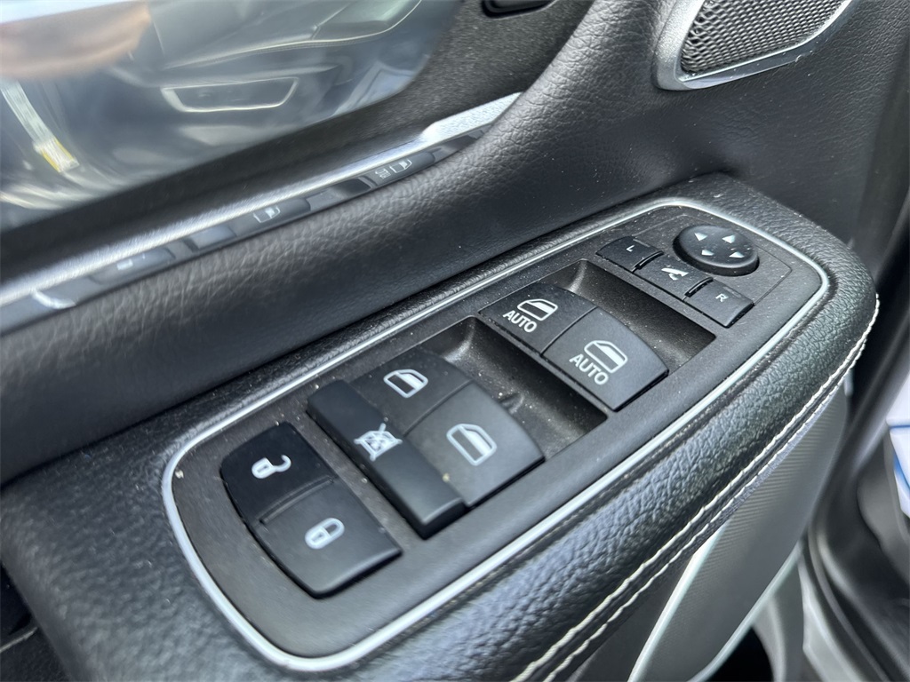 2023 Ram 1500 Laramie photo 16