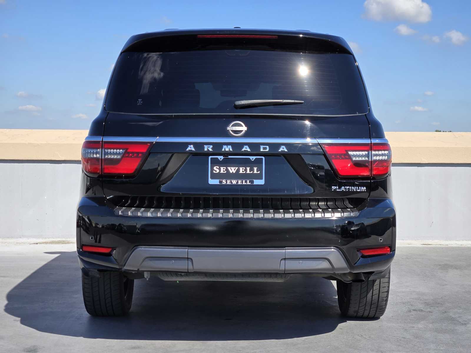 2021 Nissan Armada Platinum photo 3