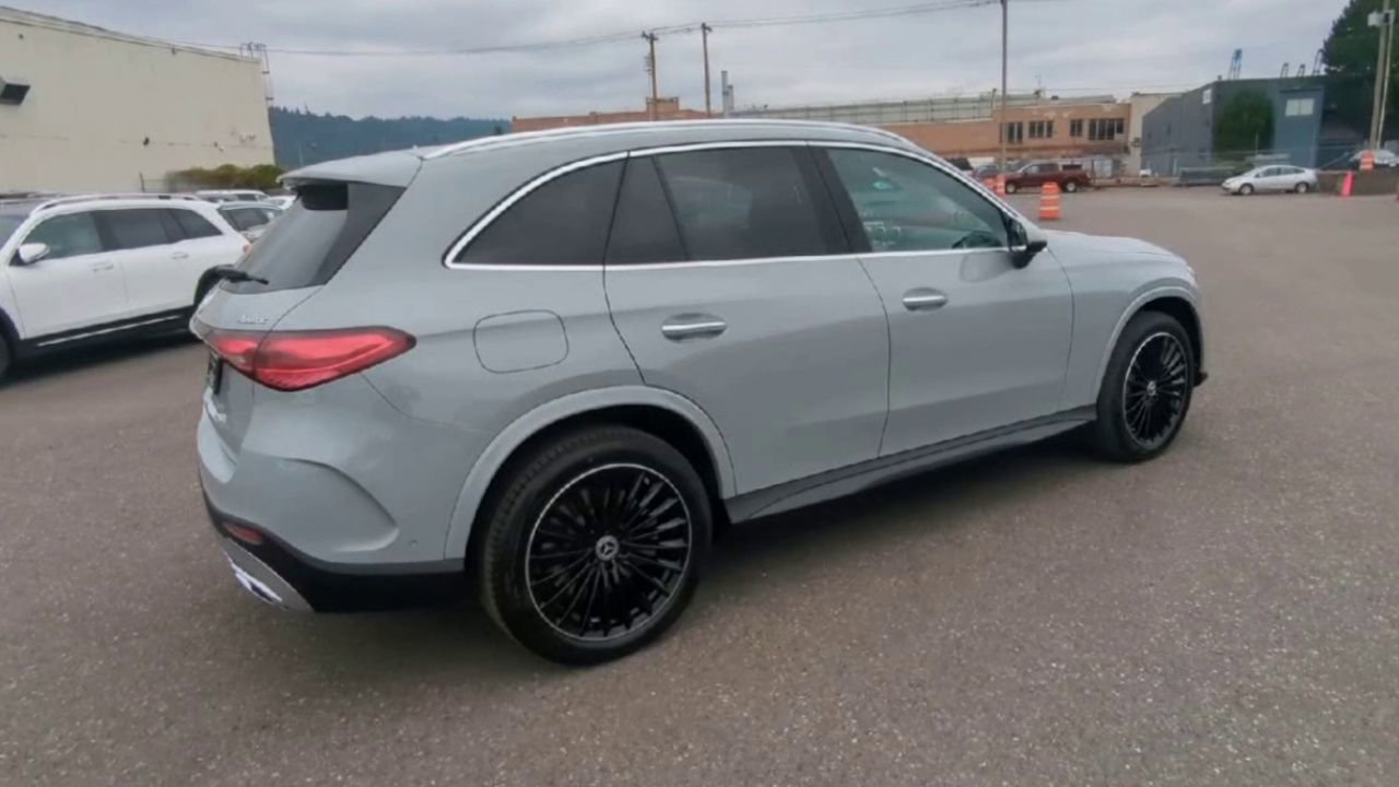 2026 Mercedes Benz GLC 350e 4MATIC photo 31