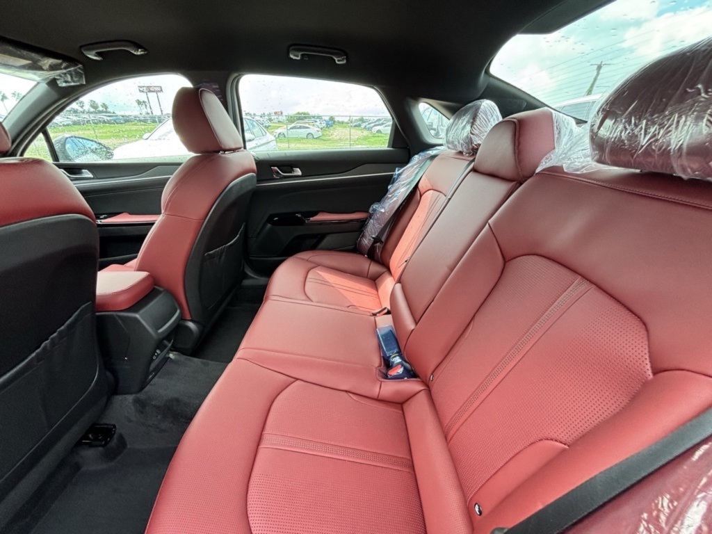 2026 Kia K5 GT-Line photo 16
