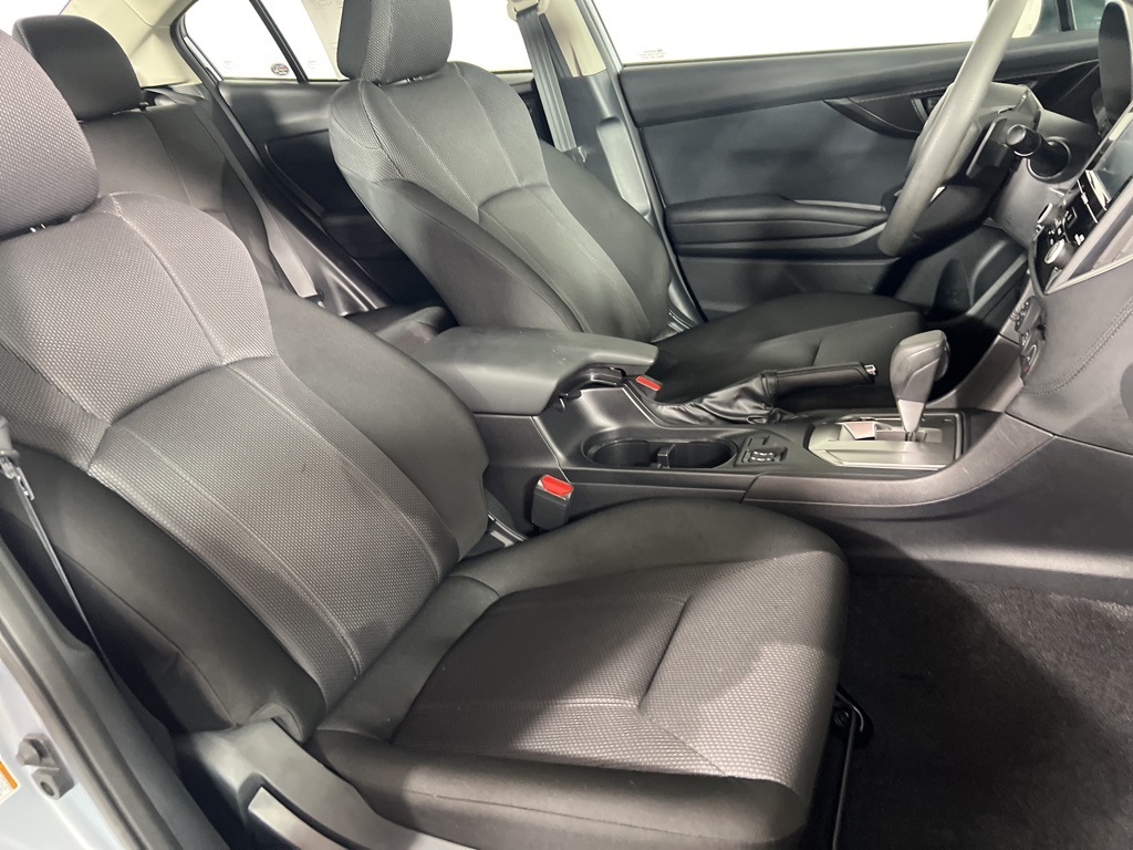 2018 Subaru Impreza 2.0i Premium photo 11