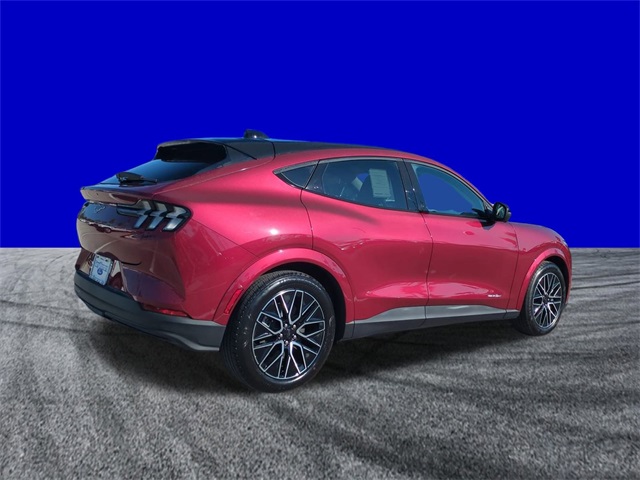 2025 Ford Mustang Mach-E Premium photo 4