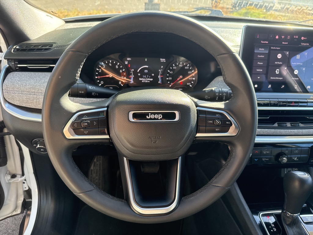 2024 Jeep Compass Latitude photo 33