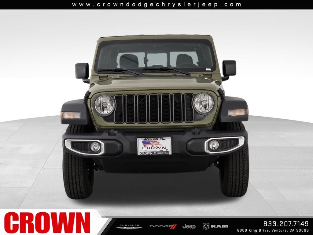 2025 Jeep Gladiator Sport photo 3