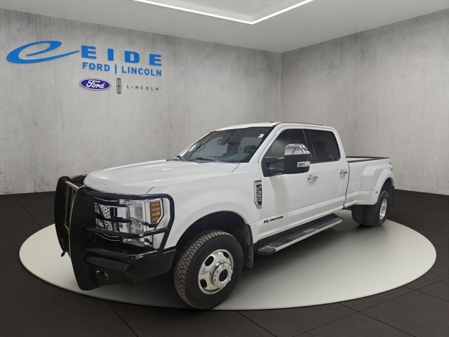 2018 Ford F-350 Lariat photo 2