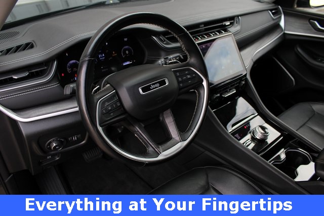 2022 Jeep Grand Cherokee Limited photo 2