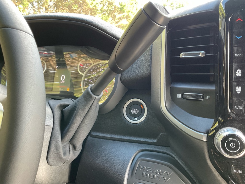 2026 Ram 2500 Big Horn photo 32
