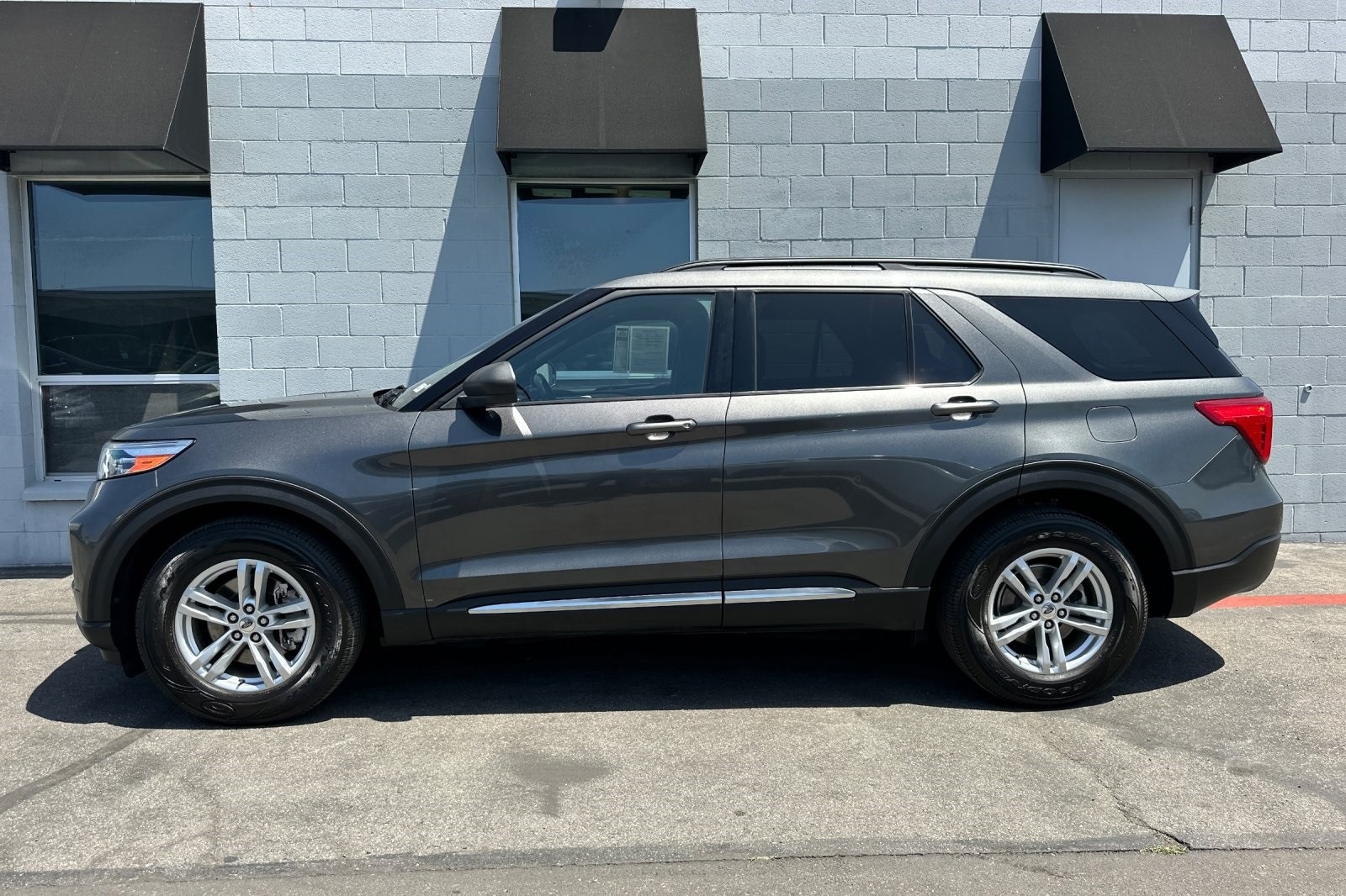 2020 Ford Explorer XLT photo 5