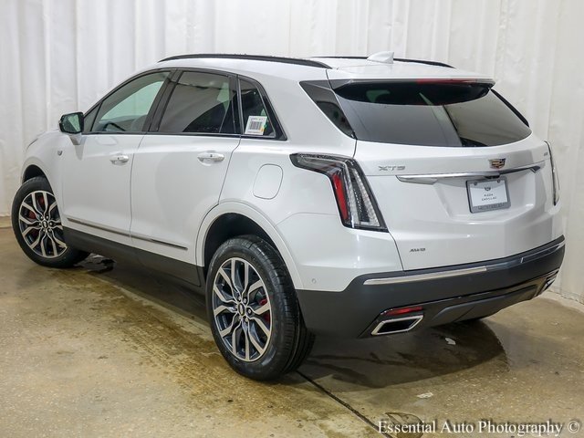 2025 Cadillac XT5 Sport photo 6