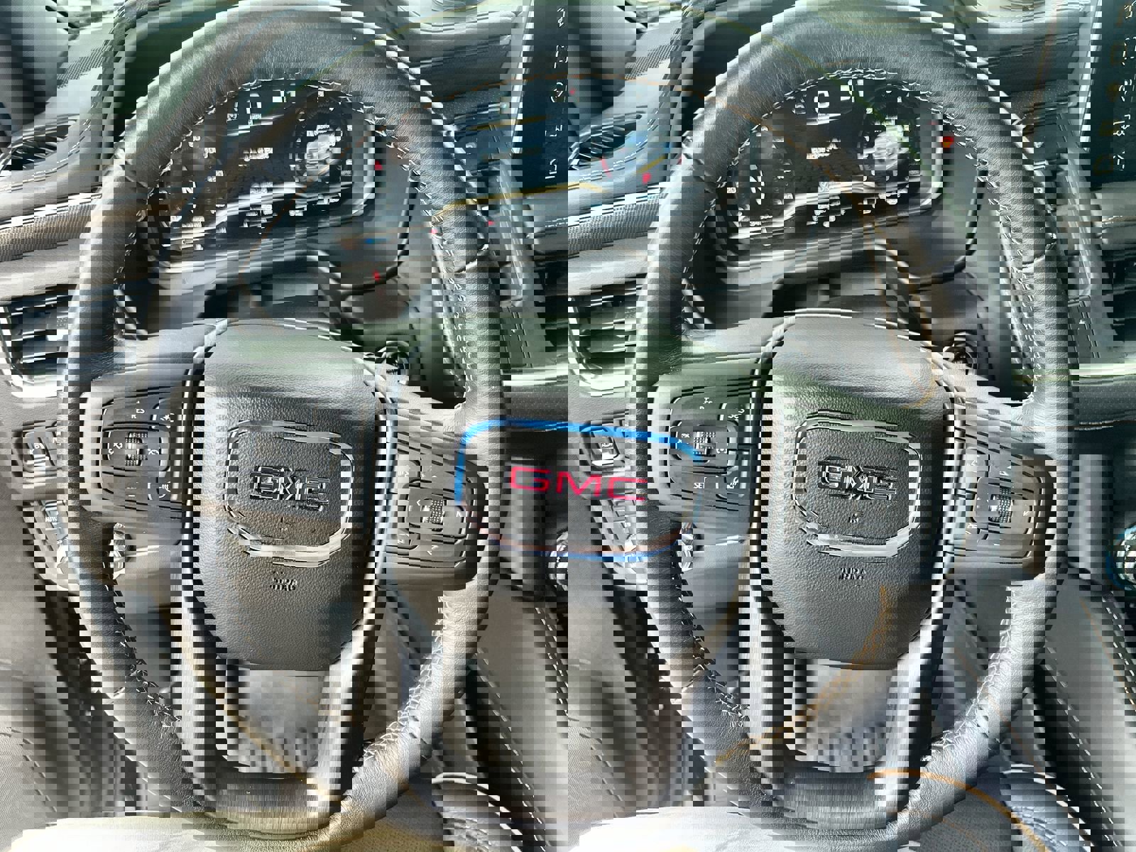 2023 Gmc Yukon AT4 photo 16