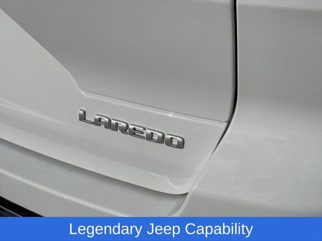 2025 Jeep Grand Cherokee Laredo X photo 3