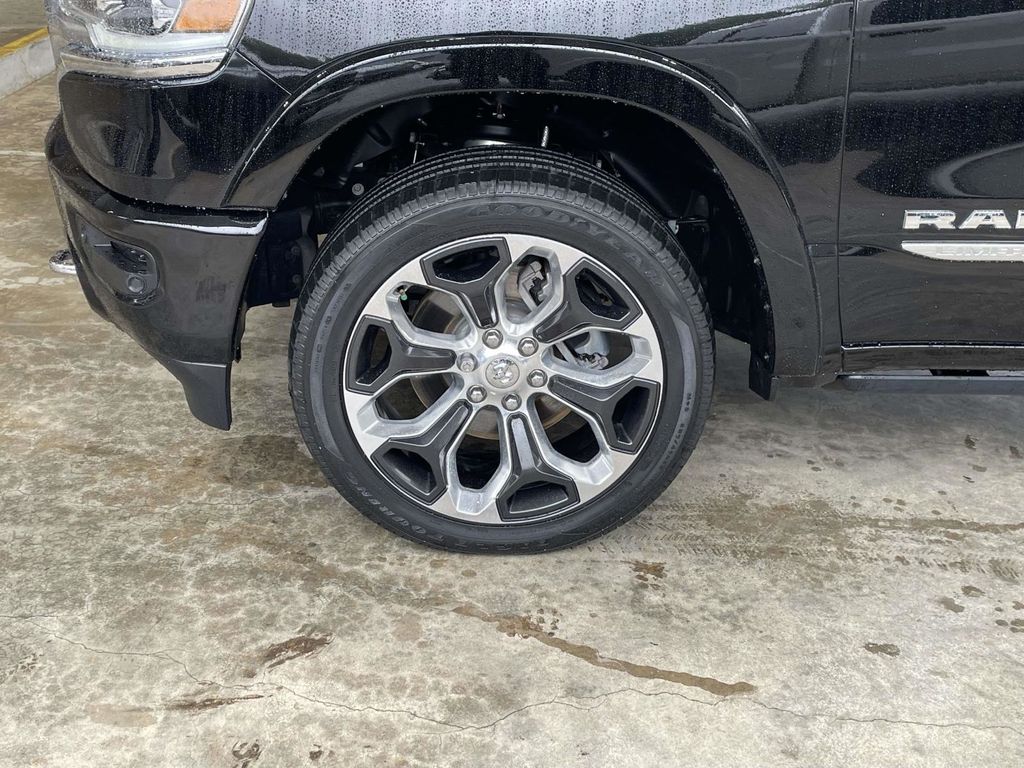 2023 Ram 1500 Limited photo 9