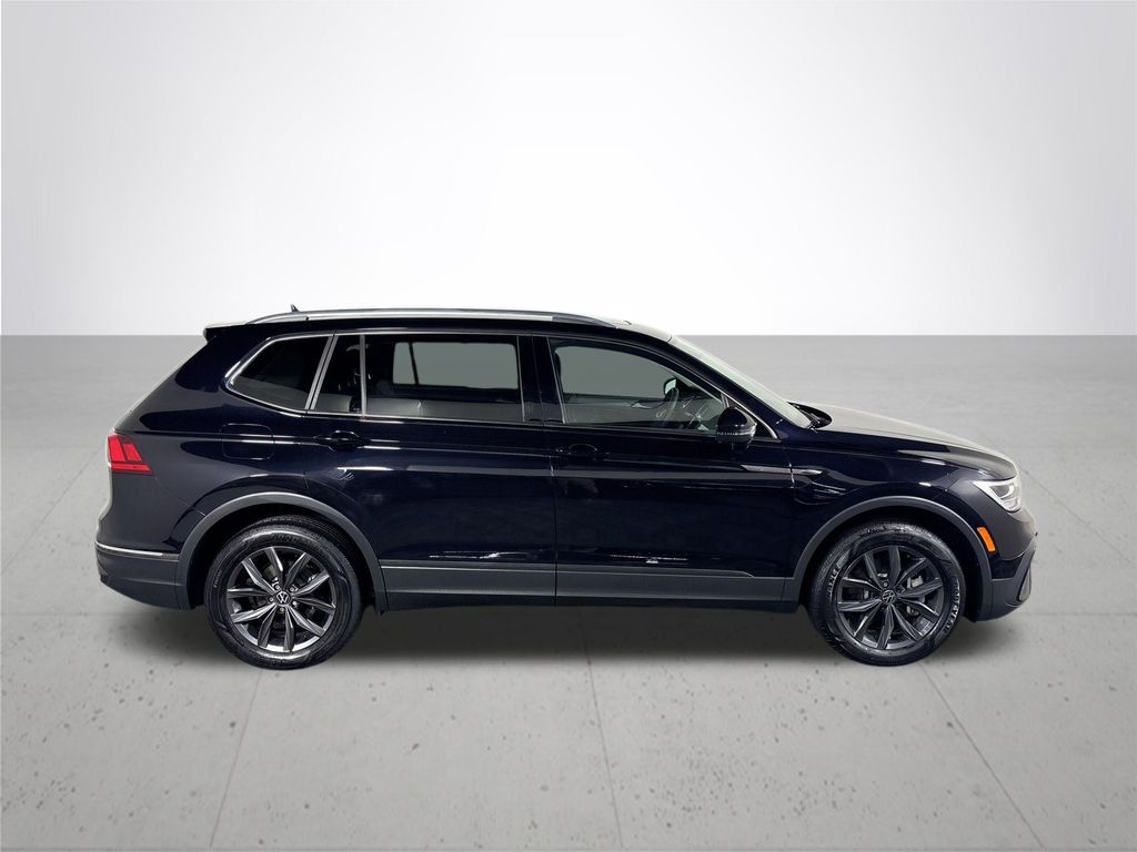 2022 Volkswagen Tiguan SE photo 5