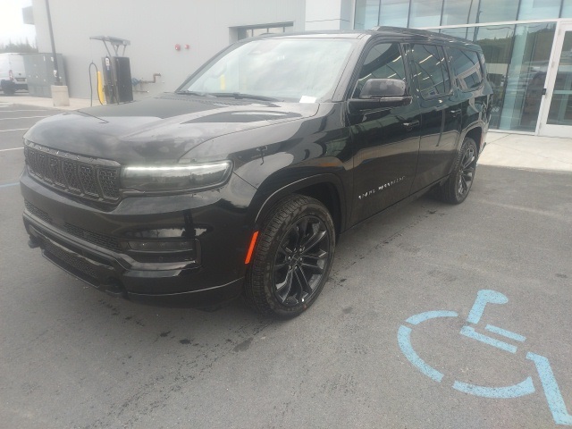 2024 Jeep Grand Wagoneer L Series II's photo