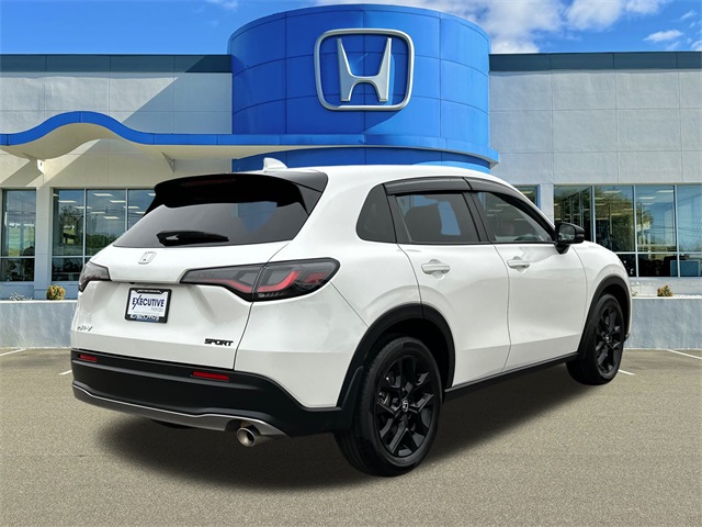 2025 Honda HR-V Sport photo 2