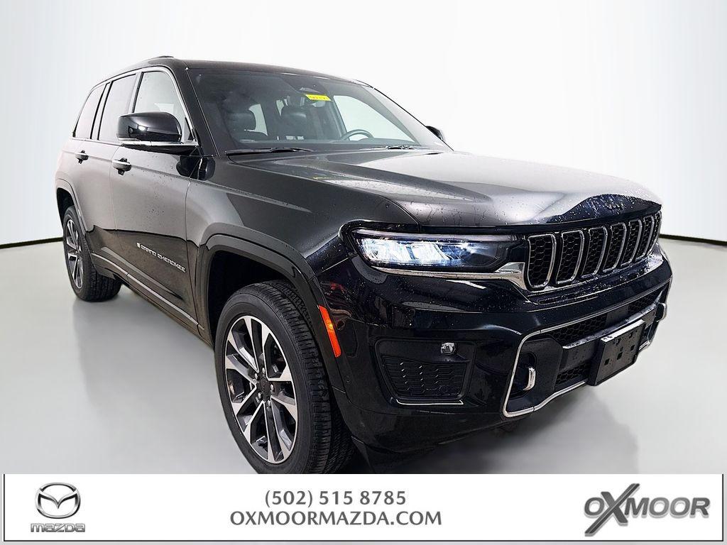 2022 Jeep Grand Cherokee Overland's photo