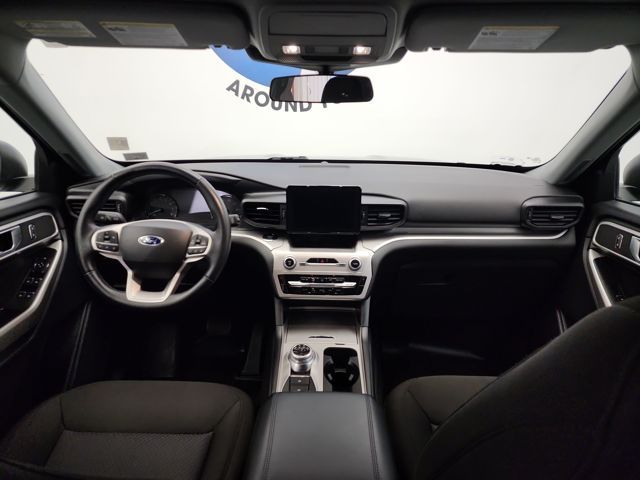 2022 Ford Explorer XLT photo 16
